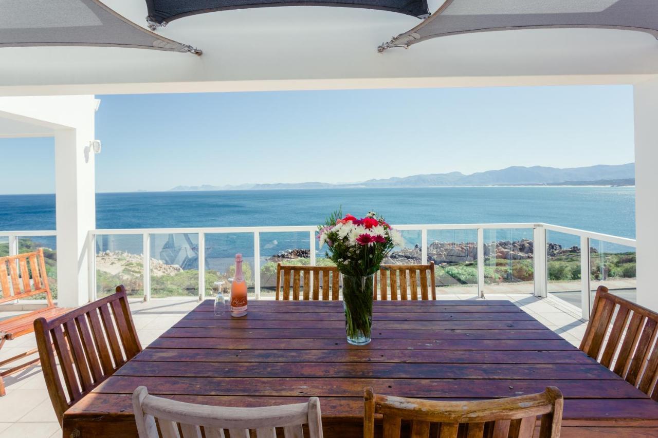 49 On Cliff Hotell Gansbaai Eksteriør bilde